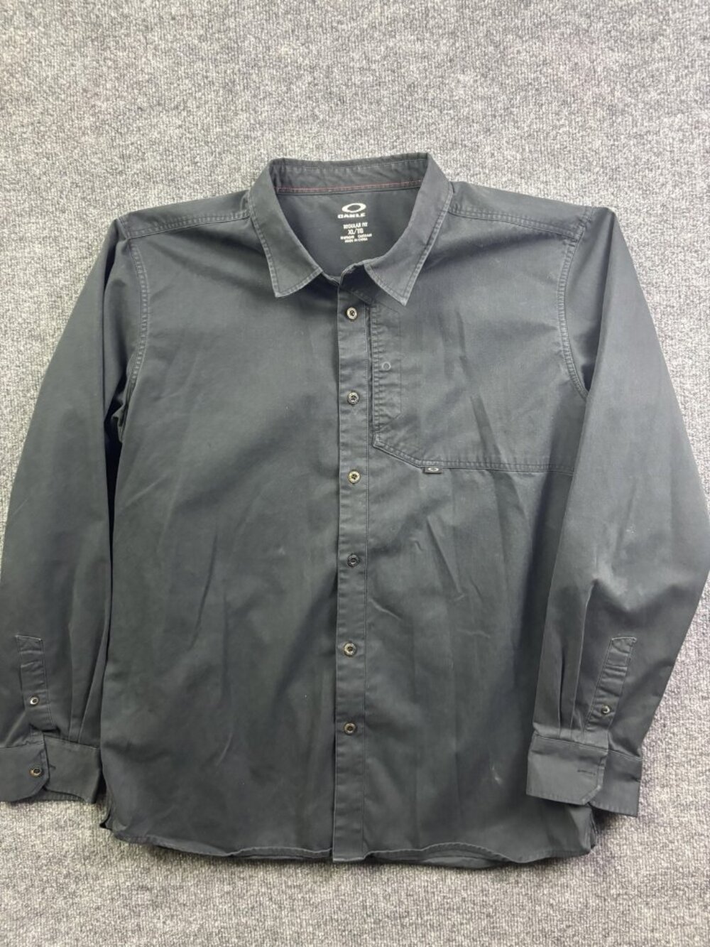Oakley‎ Shirt Mens XL Black Solid Long Sleeve Button Front Casual Outdoor